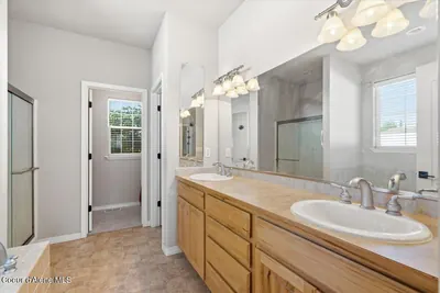 Property 26-10479 - Photo 27