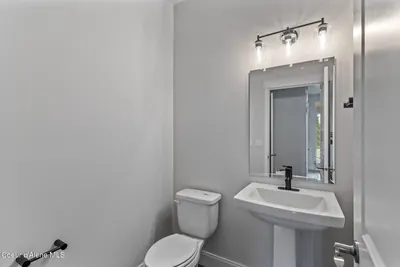 Property 25-11228 - Photo 10