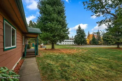 Property 26-10625 - Photo 2