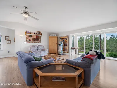 Property 26-8930 - Photo 9