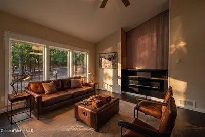 Property 26-9198 - Photo 2