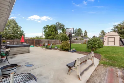 Property 26-9055 - Photo 26
