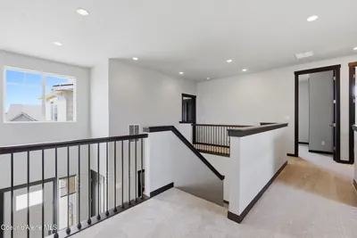 Property 26-10052 - Photo 25