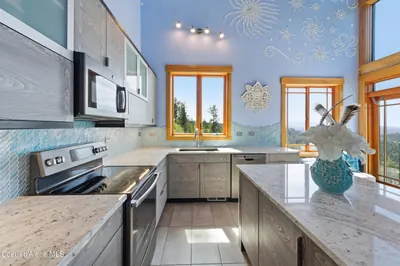 Property 26-8213 - Photo 17
