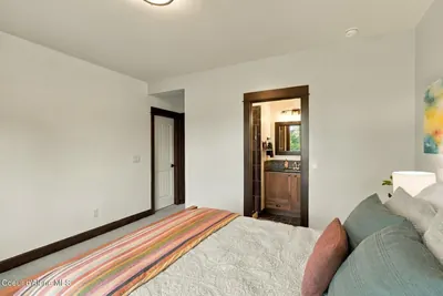 Property 26-10573 - Photo 32