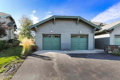 Property 26-10398 - Photo 31