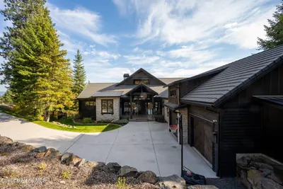 Property 26-10515 - Photo 134