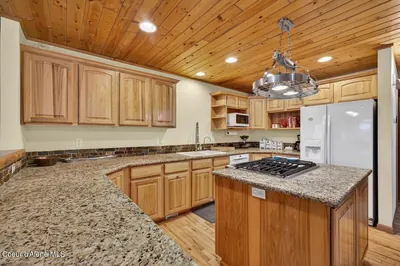 Property 26-2556 - Photo 9