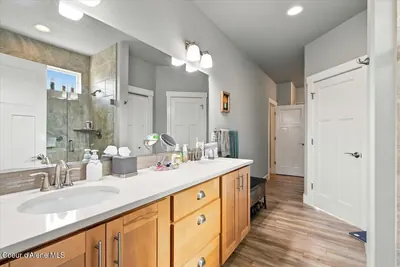 Property 26-9976 - Photo 23