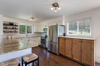 Property 26-3906 - Photo 5