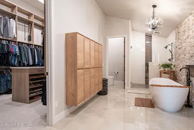 Property 26-8980 - Photo 38