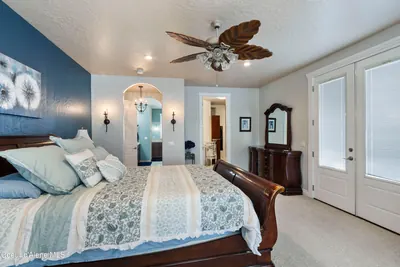 Property 26-1812 - Photo 28