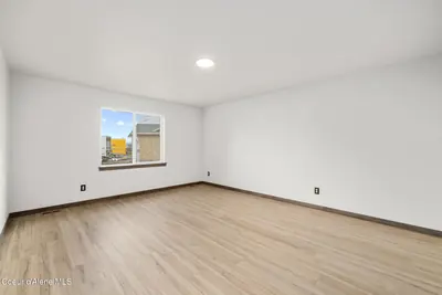 Property 26-678 - Photo 12