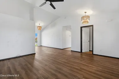 Property 26-10047 - Photo 12
