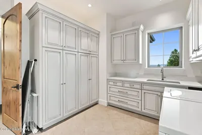 Property 26-9864 - Photo 91