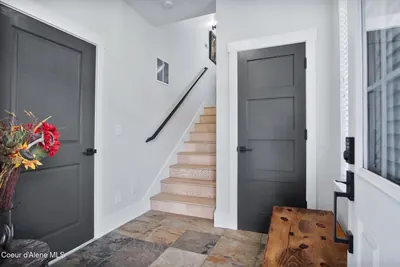 Property 26-10185 - Photo 2