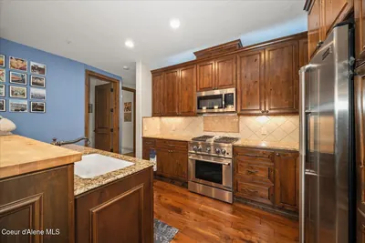 Property 26-8896 - Photo 41