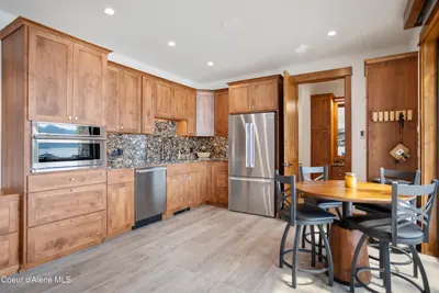 Property 26-7825 - Photo 70