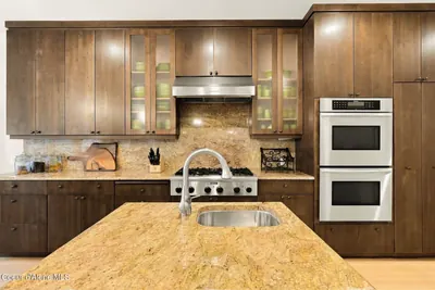 Property 26-10574 - Photo 26