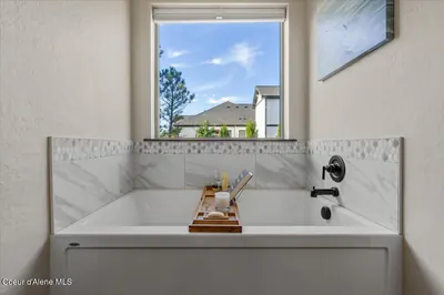 Property 26-10108 - Photo 32
