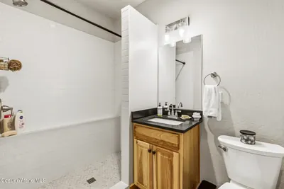 Property 26-1898 - Photo 26