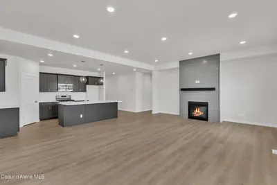 Property 26-8833 - Photo 5