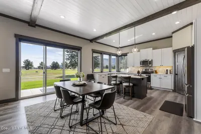 Property 26-8077 - Photo 17