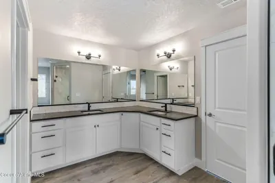Property 25-11241 - Photo 36