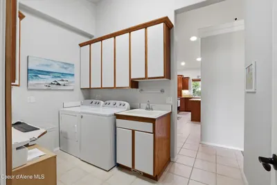Property 26-8124 - Photo 35