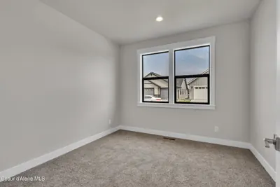 Property 26-8279 - Photo 12