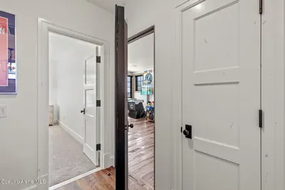 Property 26-3565 - Photo 27