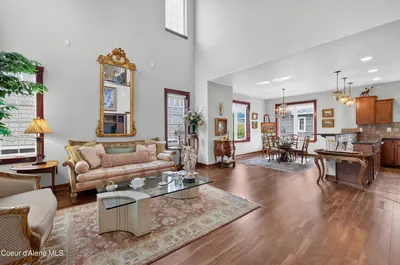 Property 26-9714 - Photo 2