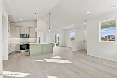 Property 26-10556 - Photo 12