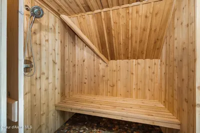 Property 26-10243 - Photo 22