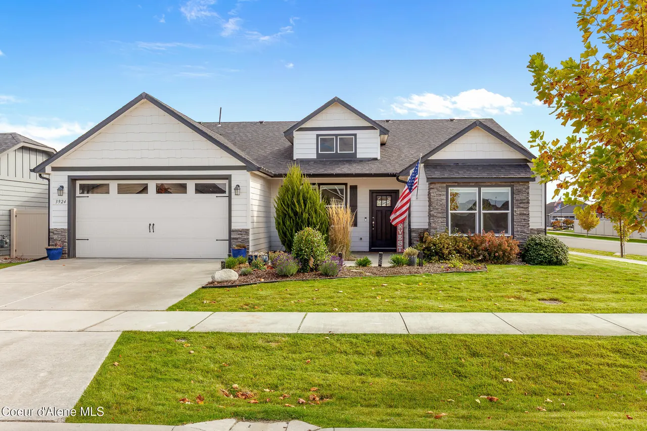 Property 26-10140 - Photo 1