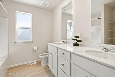 Property 26-8835 - Photo 42