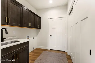 Property 26-8245 - Photo 39