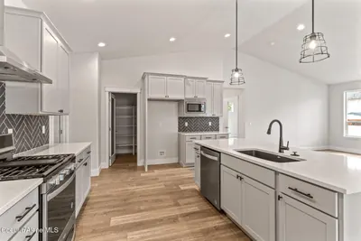 Property 25-11228 - Photo 14
