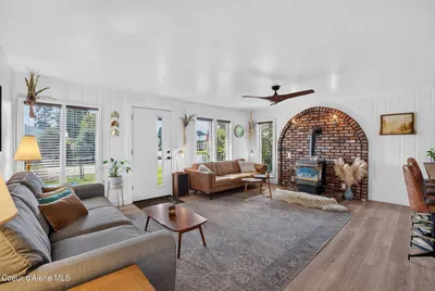 Property 26-9879 - Photo 9