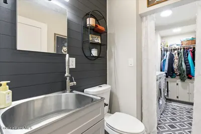 Property 26-8618 - Photo 29