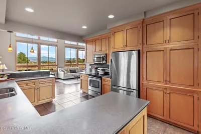 Property 26-9694 - Photo 11