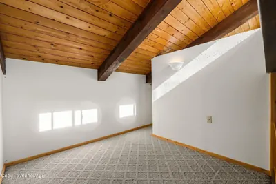 Property 26-9985 - Photo 25