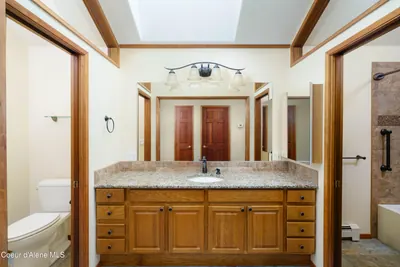 Property 26-10065 - Photo 24