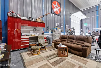 Property 26-10437 - Photo 12