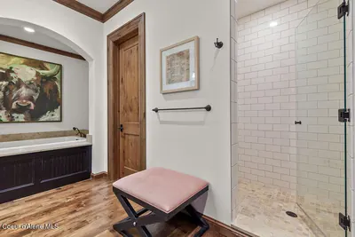 Property 25-9002 - Photo 24