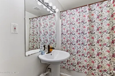 Property 26-10595 - Photo 14