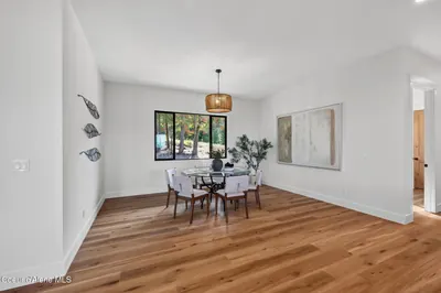 Property 26-9932 - Photo 31
