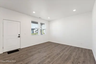 Property 26-10322 - Photo 9