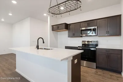 Property 26-10322 - Photo 5