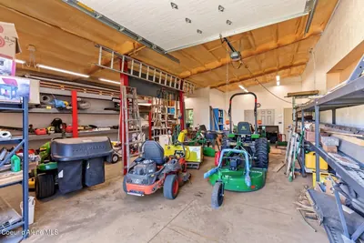 Property 26-8099 - Photo 39